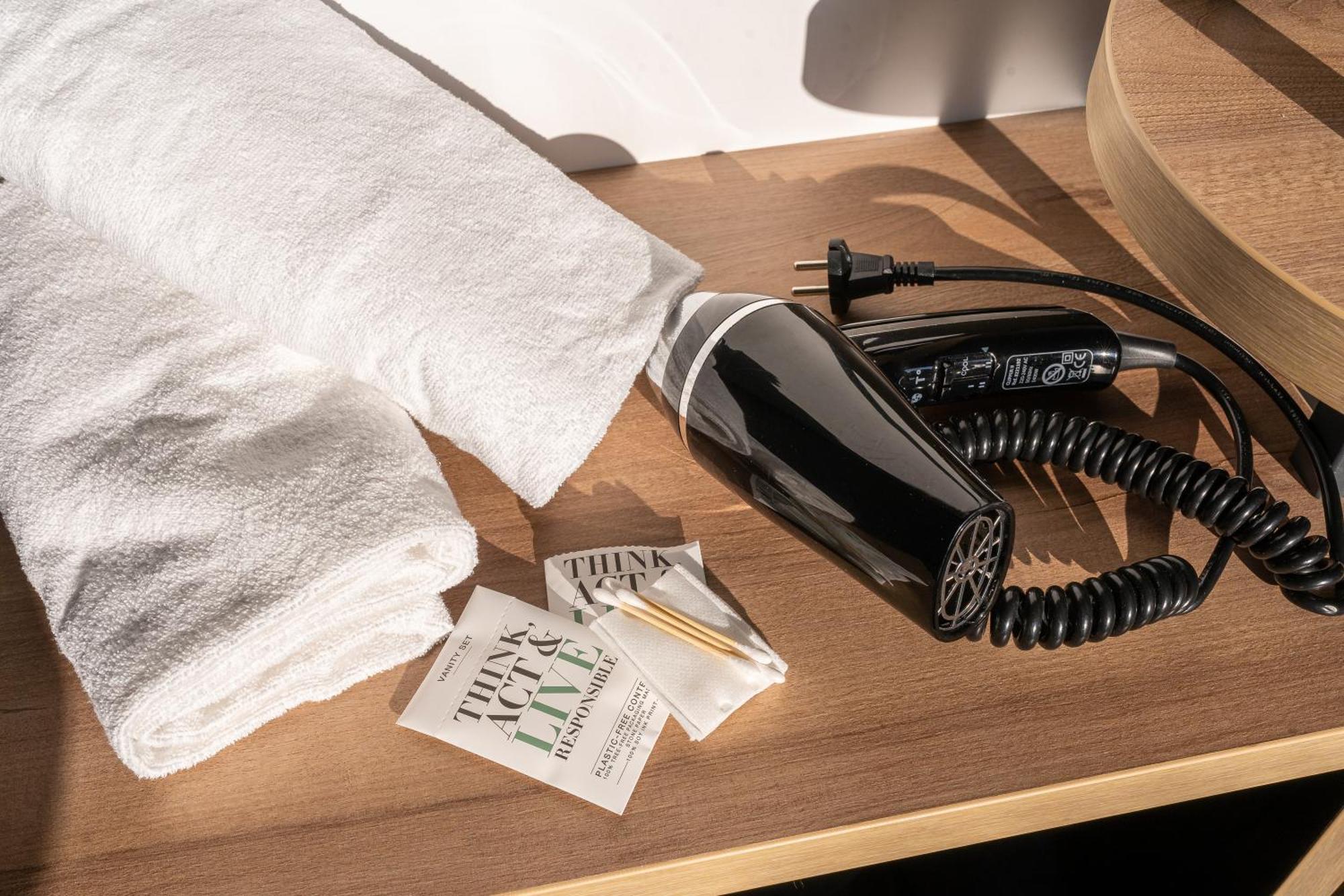 B&B Hotel Rennes Est Cesson Sevigne Bagian luar foto